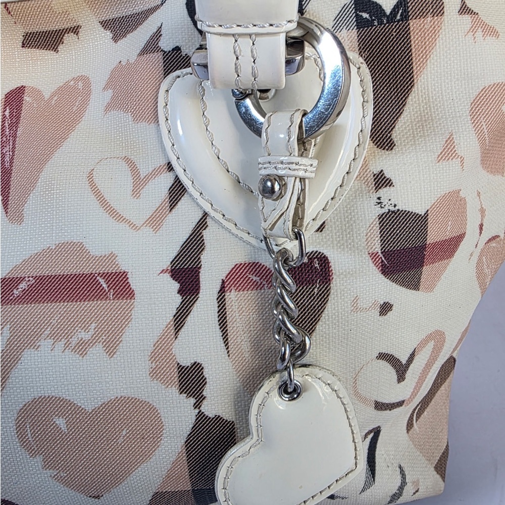 Burberry Novacheck heart Bag - Picture 4 of 8
